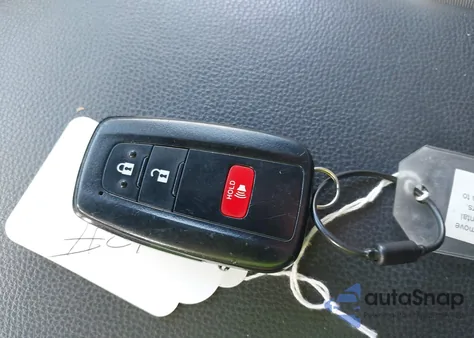 2024 Toyota Rav4 Xle from USA, damaged, VIN 2T3W1RFV3RW303166